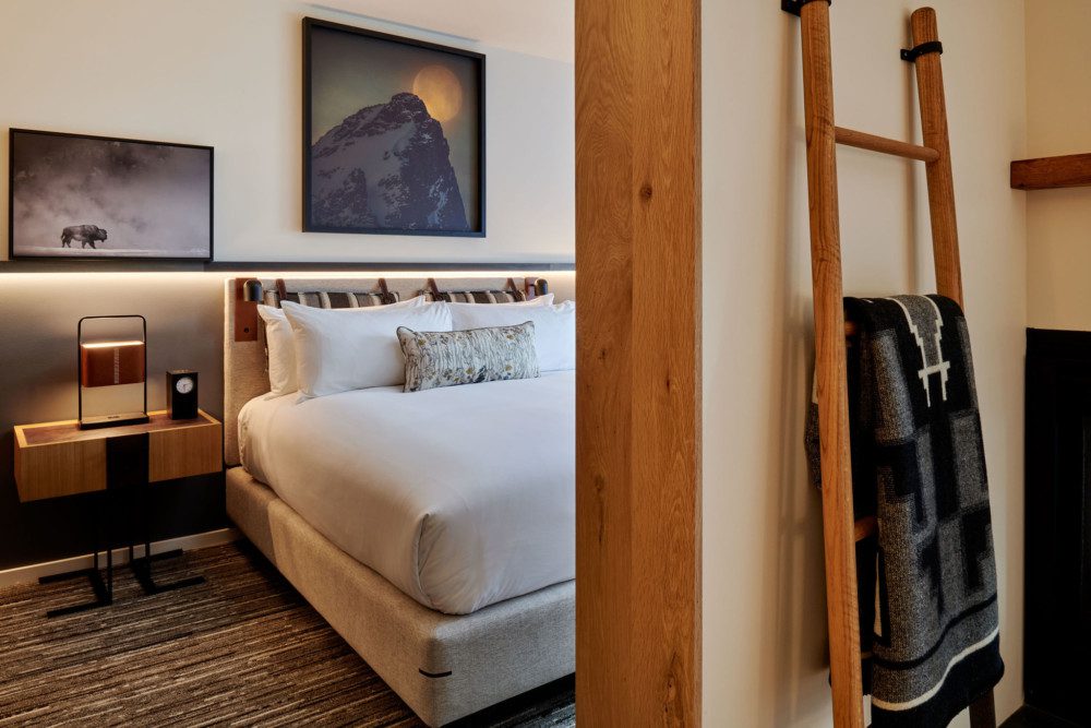 One Bedroom Suite Bedroom Entrance