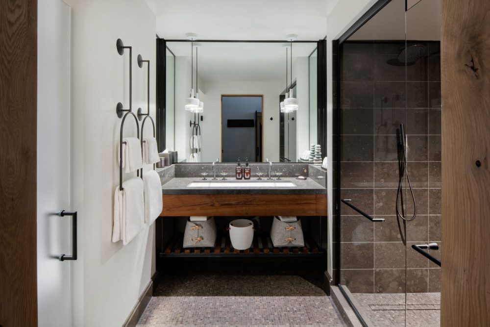 Guestroom and Suite Bathroom